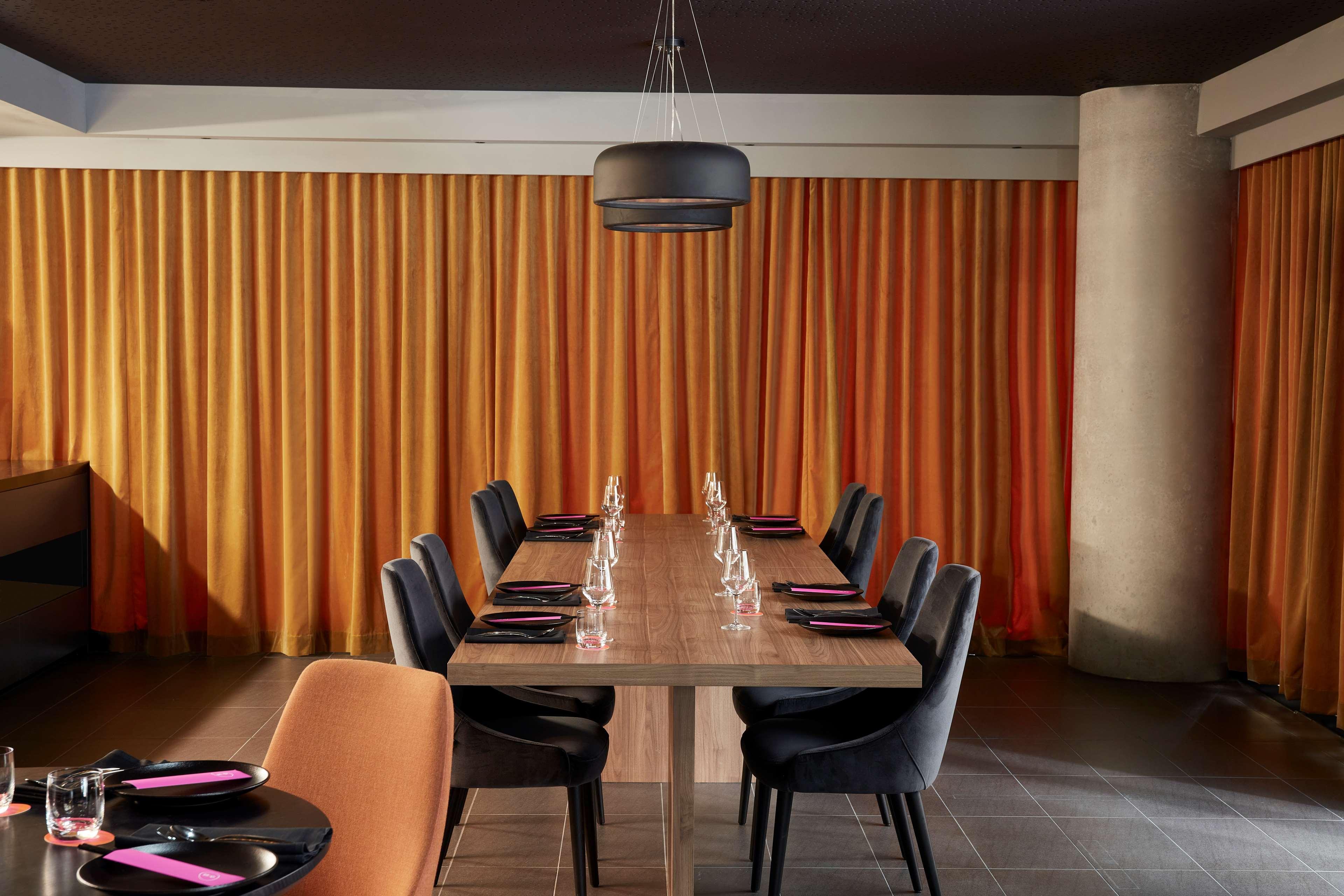 Quincy Hotel Melbourne Bagian luar foto