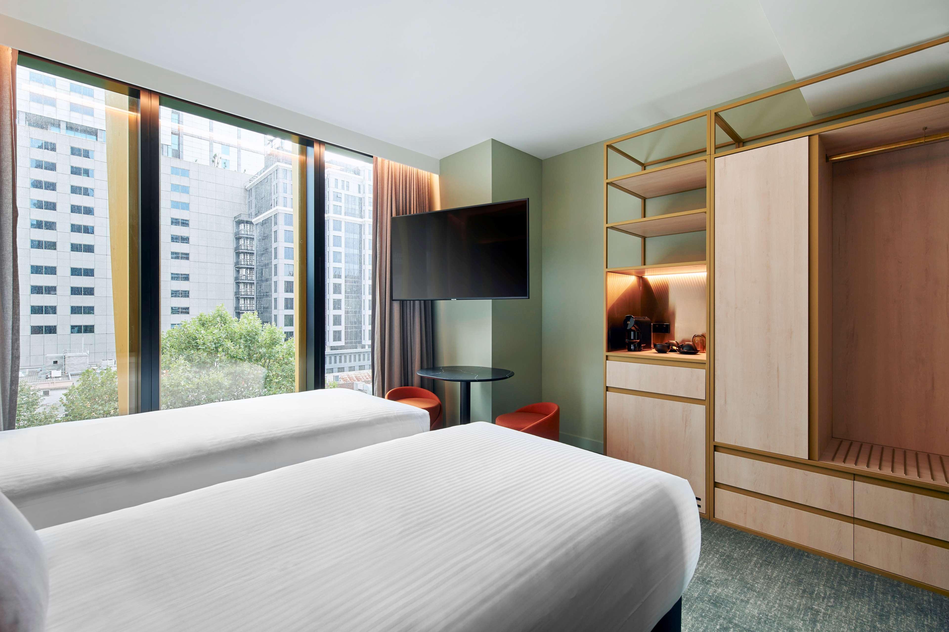 Quincy Hotel Melbourne Bagian luar foto